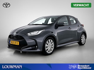 Toyota Yaris 1.5 Hybrid Business Plus | BTW voertuig | Stoel+stuurverwarming | Keyless Entry/Start | LED verlichting | Climate Control | Apple CarPlay/Android Auto | Cruise Control Adaptive | Achteruitrijcamera |