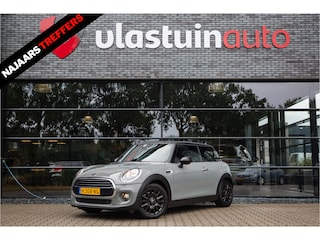 Mini Cooper 3-Deurs 1.5 Chili Serious Business , Cruise control, Sportstoelen,
