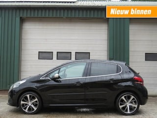 Peugeot 208 1.2 PURET. PREMIÃÂRE