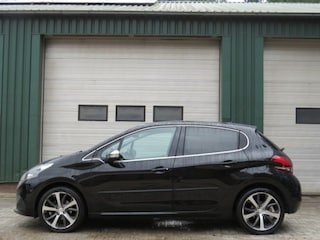 Peugeot 208 1.2 PURET. PREMIÃÂRE