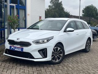 Kia Ceed Sportswagon 1.6 GDI PHEV DynamicLine l 10 Jaar garantie, Achteruitrijcamera, Stoel/stuurverwarming, Cruise control, Navigatie, Apple carplay/Android auto.