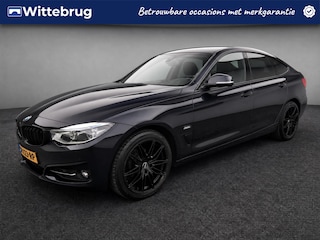 BMW 3-serie GT 320i xDrive Executive / Achteruitrijcamera / Stoelverwarming / Head-Up Display / Keyless Entry-Start / Navigatie