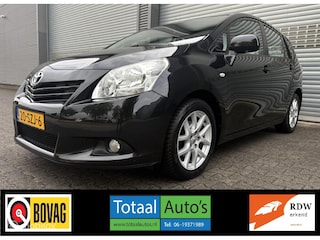 Toyota Corolla Verso 1.8 VVT-i Business*NAVI*CRUISE*TREKH*NL*PANO