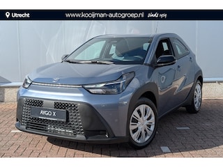 Toyota Aygo Hybrid 115 play € 1000 inruilpremie, Snel leverbaar