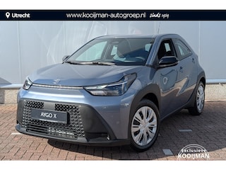 Toyota Aygo Hybrid 115 play € 1000 inruilpremie, Snel leverbaar