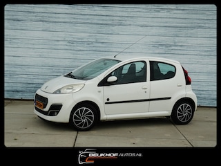 Peugeot 107 1.0 Envy Sport 5Dr Uitvoering Bluetooth Airco