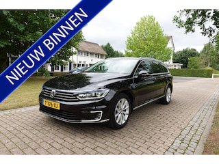 Volkswagen Passat Variant 1.4 TSI GTE Highline | Trekhaak | Stoelverwarming | Elektr. Kofferklep | Camera | DAB |