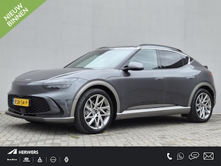 Genesis GV60 Long Range Sport 87,2 kWh AWD / SOH 98% / Fabrieksgarantie tot 05-2027 / Dealer onderhouden / Trekhaak afneembaar / CCS snelladen / Trekgewicht 1600 kg / Head Up Display  / Panoramadak / Warmtepomp / Stuur- & Stoelverwarming / Rondomzicht camera / Stoelventilatie / Elektrische achterklep /