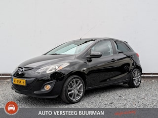 Mazda 2 1.3 Navigator GT Trekhaak Stoelverwarming Navi All Seasons