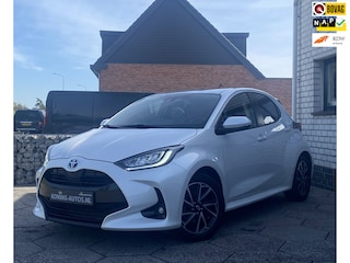Toyota Yaris 1.5 Hybrid Dynamic/ Virtual CP/ DriveAssist/ CarPlay/ Fabrieksgarantie/ NAP/ Dealeronderhouden