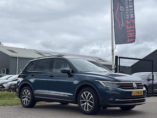 Volkswagen Tiguan 1.5 TSI Life Business acc camera keyless