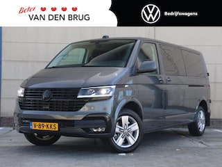 Volkswagen Transporter 2.0 TDI 204 pk L2H1 30 Bulli DC DSG | Unieke kilometerstand! | Dubbele Cabine | Dubbel Schuifdeur | Navigatie | ACC | Airco | App connect | LED | Stoelverwarming | Camera | PDC | Trekhaak | 17" Lm velgen | Comfort pakket | Glaslook panelen |