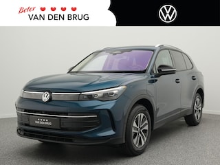 Volkswagen Tiguan Life Edition 1.5 eHybrid 204 PK | LED Plus | Trekhaak | Head-Up Display | 360 Camera | Side Assist | DCC |