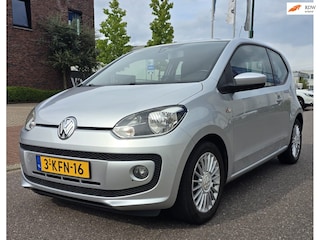 Volkswagen Up 1.0 high up! BlueMotion NAVIGATIE 2 X SLEUTELS