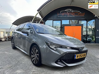 Toyota Corolla Touring Sports 1.8 Hybrid Business Plus 100% Dealer Onderhouden Rijklaarprijs!