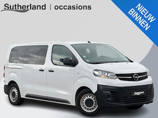 Opel Vivaro Combi L2H1 50 kWh 136 PK | Nieuw binnen, meer foto's volgen ! | 9-persoons | 9.585 KM! | Privacy glass