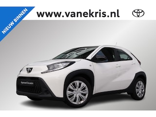 Toyota Aygo 1.0 VVT-i MT Play Apple Carplay Android Auto, Camera