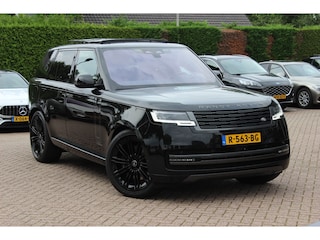 Land Rover Range Rover 4.4 P530 Autobiography MHEV / Panoramadak / 360Camera / Head-up / Meridian High End / Luchtvering / 23'' / Achterasbesturing / Softclose / Sfeerverlichting / Massage / Stoelverwarmd / Keyless / Dodehoek / DAB / ACC