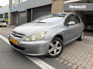 Peugeot 307 1.6-16V XT Premium CLIMA NAVI PDC LMV NAP APK