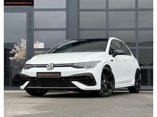 Volkswagen Golf 2.0 TSI R 4Motion PANO / AKRA / IQ-light / H&k