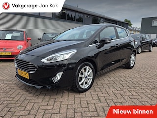 Ford Fiesta 1.0 EcoB. Titanium, navi, parkeersensoren,