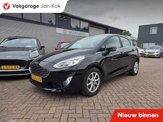 Ford Fiesta 1.0 EcoB. Titanium, navi, parkeersensoren,