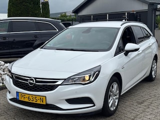 Opel Astra Sports Tourer 1.0 Online Editio 2017 Wit Trekhaak NL Audi