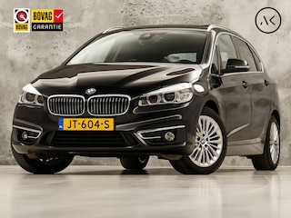 BMW 2-serie Tourer 225xe Centennial High Executive 225Pk Automaat (PANORAMADAK, DEALER ONDERHOUDEN, GROOT NAVI, LEDER, HEAD-UP DISPLAY, STOELVERWARMING, GETINT GLAS, ELEK ACHTERKLEP, NIEUWSTAAT)