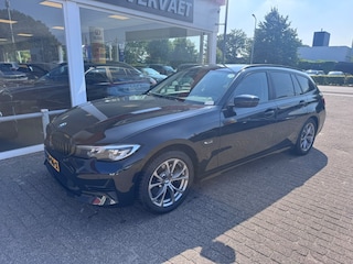 BMW 3-serie Touring 320e High Executive