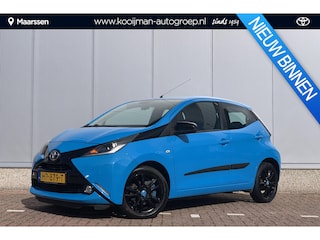 Toyota Aygo 1.0 VVT-i x-cite / Airco / Zwarte Velgen / Cruise Control