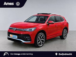 Volkswagen Tiguan 1.5 204pk eHybrid R-Line Edition Panoramaschuif-kanteldak | 360 graden camera 'Area View' | Navigatie 'Discover'