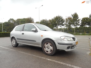 Nissan Almera 1.8 Comfort