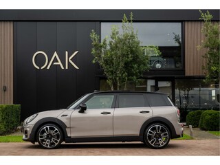 Mini Clubman 1.5 Cooper Aut. | JCW-Trim | Navi | Panorama | Leder | Camera | 19"LM | Rooftop Grey
