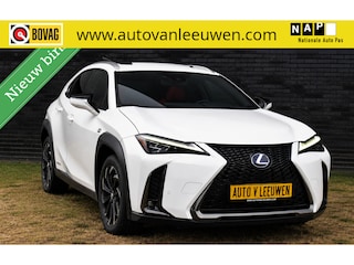 Lexus UX 250h F Sport PANORAMADAK/HEAD UP/LEDER/ETC.!