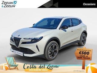 Alfa Romeo Junior Elettrica 54 kWh | 1e Eigenaar | 96% SOH | Park assist | Climate Control |Adapt. Cruise control | Apple Carplay & Android auto | Fabrieksgarantie! |
