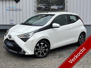 Toyota Aygo 1.0 VVT-i x-play | 15'' velgen | Camera | Carplay