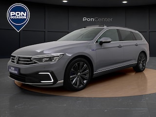Volkswagen Passat Variant 1.4 TSI PHEV GTE | Pano Dak | 360 Camera | ACC | Elek. Achterklep | Stuur-/Stoelverwarming | Spiegelpakket | 18'' |