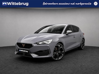 Cupra Leon 1.4 e-Hybrid 245pk Performance DSG Automaat / Navigatie / APP / LED / Park Assist / Camera / LM 19 inch / Digital cockpit