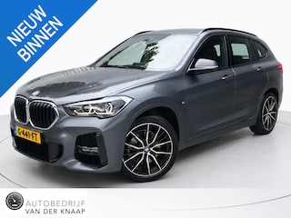 BMW X1 sDrive20i High Executive Edition M-Sport | Clima | Cruise | Multimedia/Navi | Stoelverwarming | PDC + Camera |