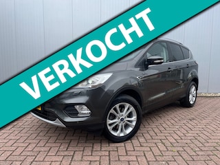 Ford Kuga 1.5 EcoBoost Titanium | Trekhaak | Stuur-/stoelverwarming | Parkeersensoren voor en achter | 17'' Lichtmetalen velgen