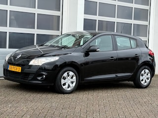 Renault Mégane 1.6 Expression 101Pk Airco Navi Cruise Trekhaak DB-riem vv NW APK!