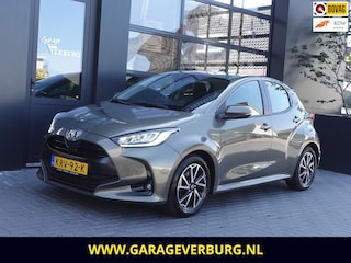Toyota Yaris 1.5 Hybrid (Navi/Carplay,Camera,Cruise,Lm velgen)