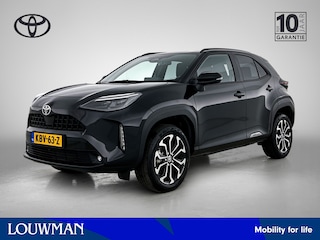 Toyota Yaris Cross 1.5 Hybrid 115 First Edition + | BTW | Stoel+stuurverwarming | Draadloze telefoonlader | Navigatie | Apple CarPlay/Android auto | Cruise Control Adaptive |