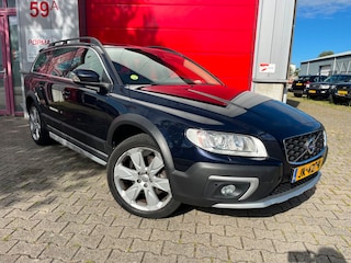 Volvo XC70 2.0 D4 181pk FWD Polar+ Automaat / Trekhaak / 19"LM / Schuif- kanteldak / Leder / Elektr. best. memo stoel / orig. NL