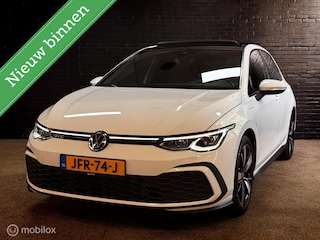 Volkswagen Golf 1.4 eHybrid GTE | PANO | IQ LIGHTS | BTW