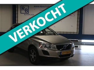 Volvo XC60 2.0 T5 Summum / TOP ONDERHOUDEN / FULL OPTIONS ! ! !