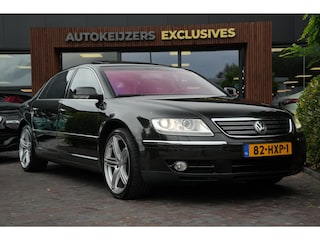 Volkswagen Phaeton 4.2 V8 4p. Lang LWB Youngtimer Stoelclima Massage Softclose Luchtvering Zeer Compleet!