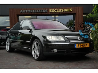 Volkswagen Phaeton 4.2 V8 4p. Lang LWB Youngtimer Stoelclima Massage Softclose Luchtvering Zeer Compleet!