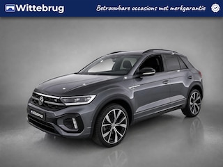 Volkswagen T-Roc 1.5 TSI 150pk R-Line DSG Automaat Black Style / Panorama schuifdak / Navigatie by APP / Led Plus / LM 19 inch / Park Assist / Camera
