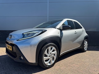 Toyota Aygo 1.0 VVT-i MT first